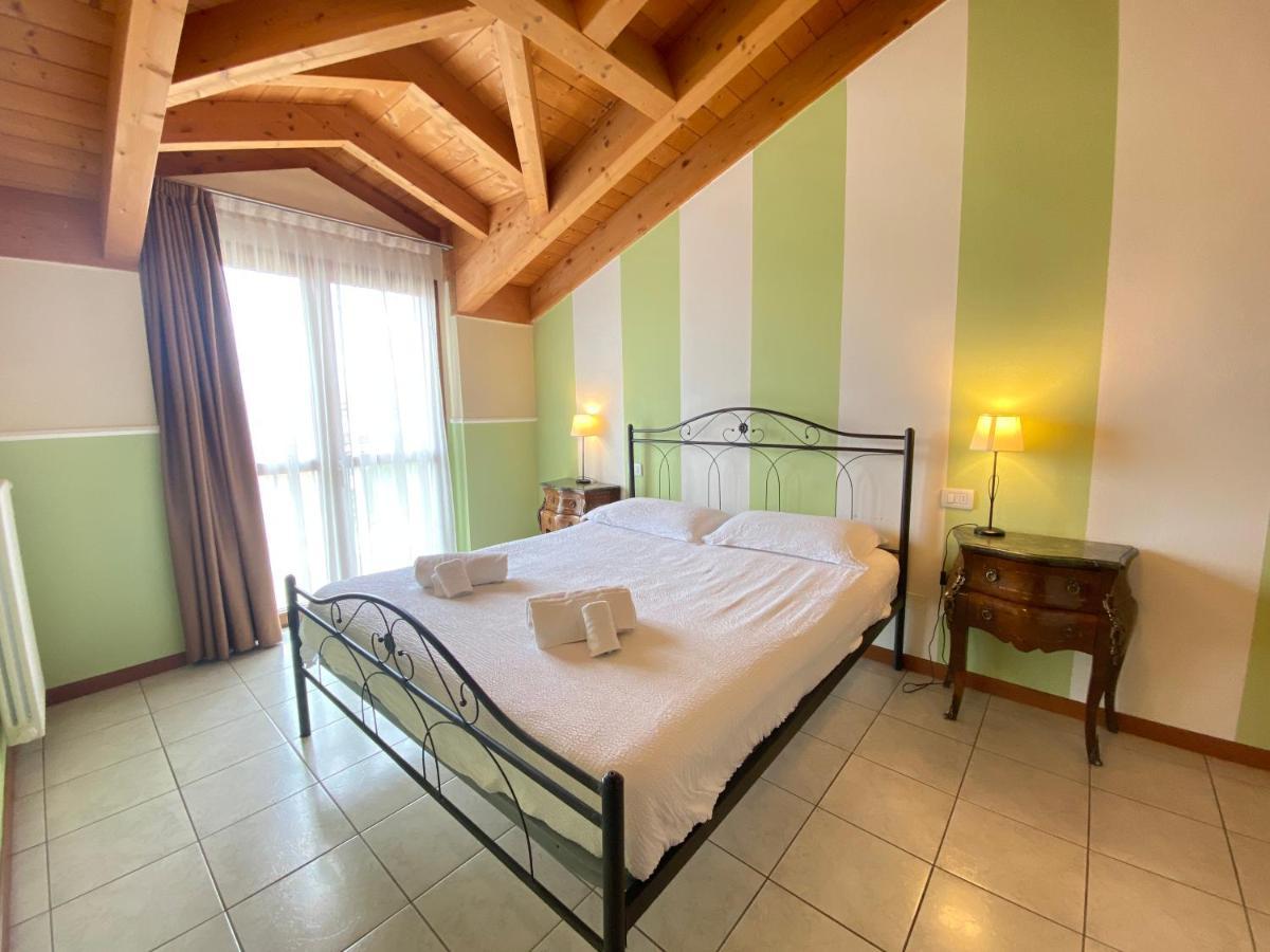 Ferretti Residence Garda Palace Peschiera del Garda Exterior foto
